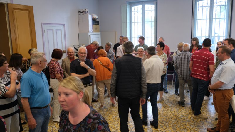 Photo de réception à la mairie